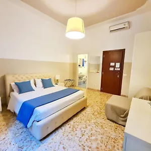 Sweet Life 3*, Roma Italia